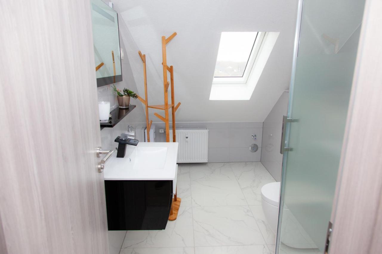 T&K Apartments Near Messe Fair Trade Duesseldorf Und Airport 3A دوسبرغ المظهر الخارجي الصورة